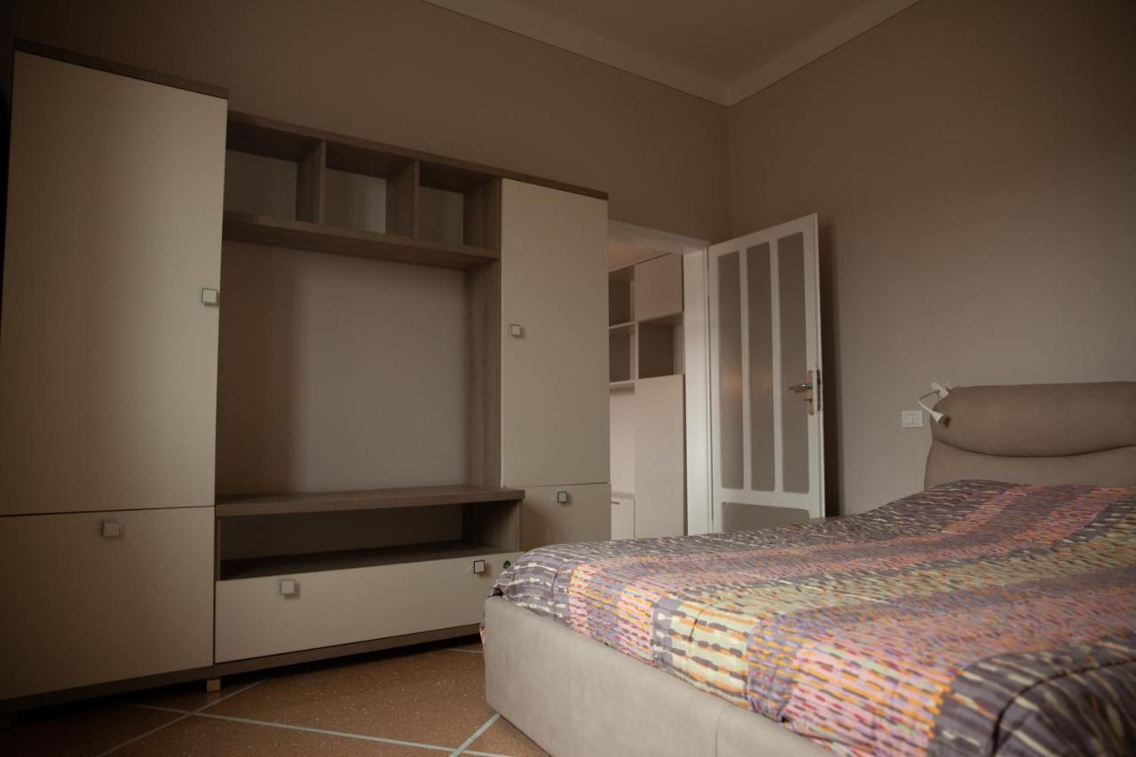 Marge Fiera Apartment Bolonia Exterior foto